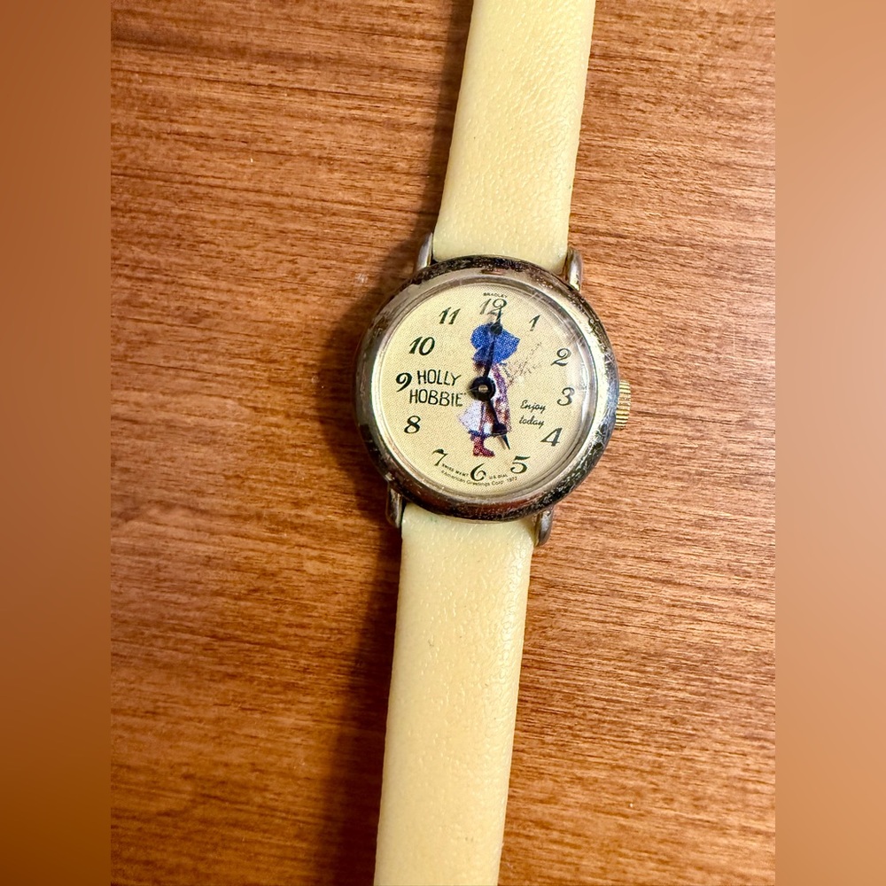 Vintage 1980's Holly Hobbie Watch with Creamy Yellow Strap